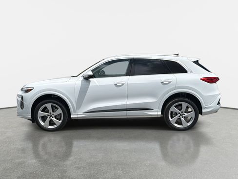 Used 2025 Audi Q5 Premium Plus image 6