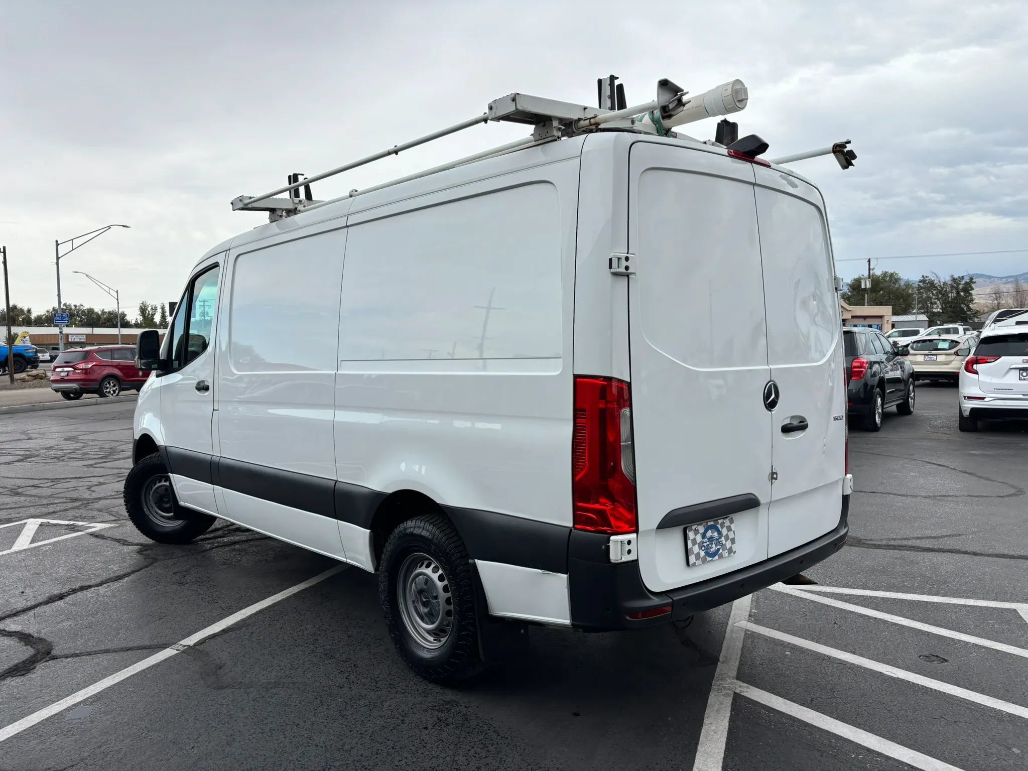 Used 2020 Mercedes-Benz Sprinter 1500 image 2