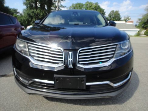 Used 2016 Lincoln MKX Reserve w/ Technology Package AWD/4WD image 2