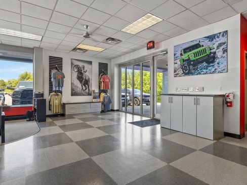 Used 2020 RAM 1500 Classic Warlock image 6