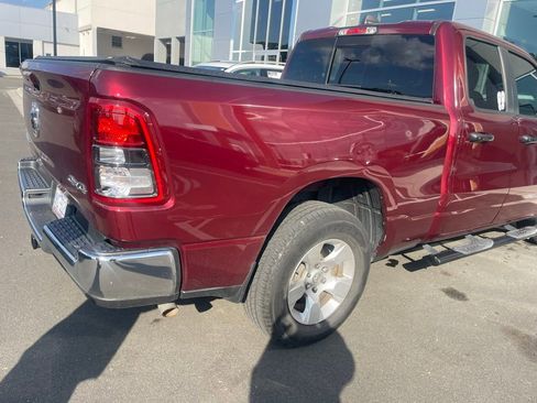 Used 2022 RAM 1500 Big Horn AWD/4WD image 4