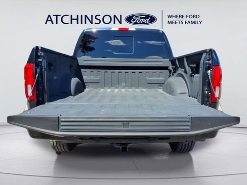 Used 2019 Ford F150 Lariat w/ Equipment Group 502A Luxury AWD/4WD image 8