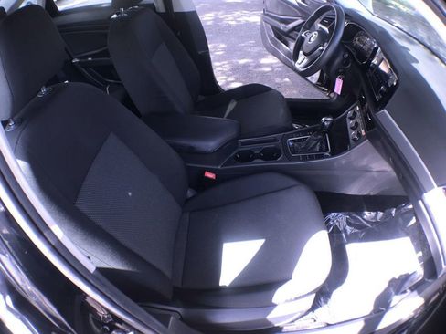 Used 2021 Volkswagen Jetta S image 20