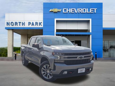 Used 2022 Chevrolet Silverado 1500 RST RWD image 1