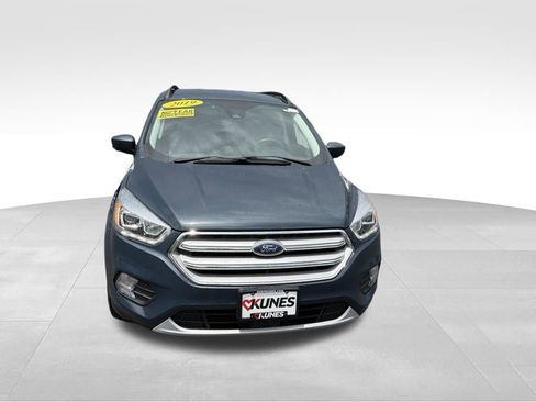 Used 2019 Ford Escape SEL w/ Ford Safe & Smart Package AWD/4WD image 4