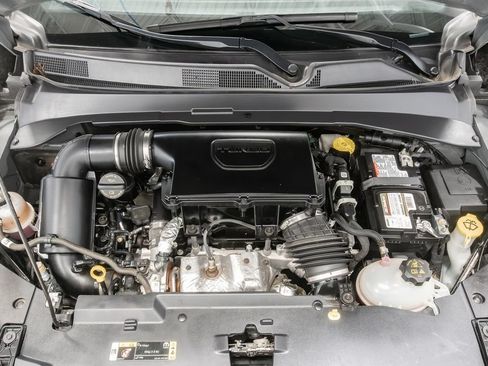 Used 2024 Jeep Compass Latitude AWD/4WD image 3