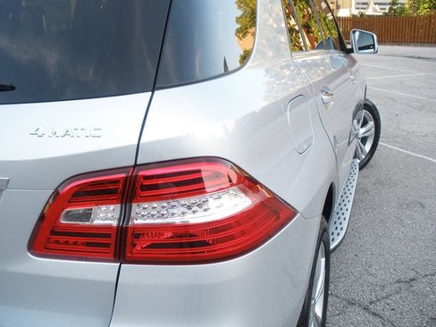 Used 2015 Mercedes-Benz ML 350 4MATIC image 20