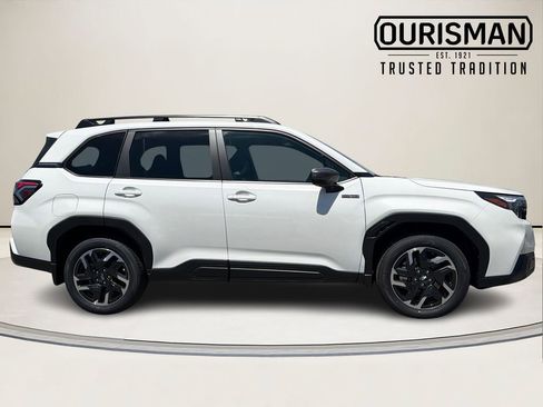 New 2026 Subaru Forester Premium AWD/4WD image 2