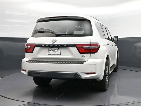 Used 2024 Nissan Armada SL w/ Captain's Chairs Package RWD image 7