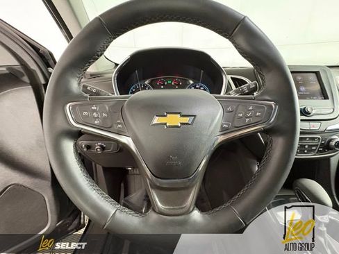 Used 2024 Chevrolet Equinox LT w/ LPO, Floor Liner Package FWD image 18