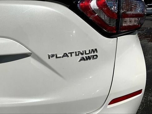 Used 2015 Nissan Murano Platinum w/ Platinum Technology Package AWD/4WD image 24