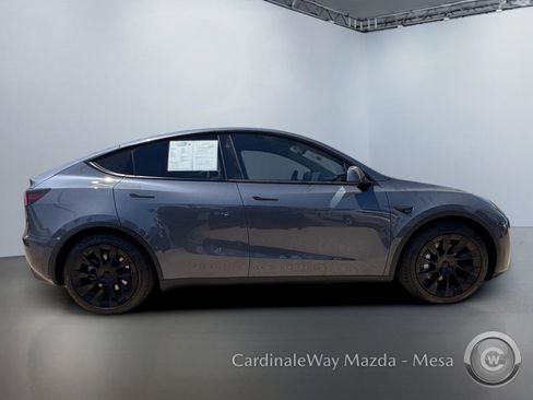 Used 2023 Tesla Model Y 2WD image 3