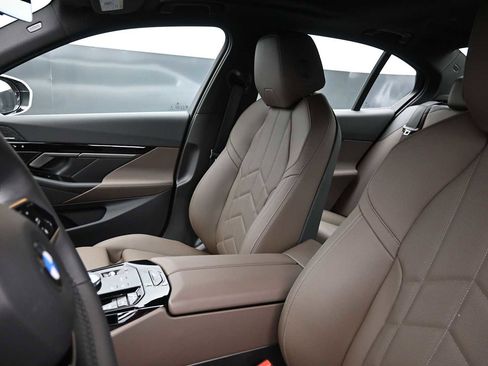 Used 2026 BMW 530i RWD image 11