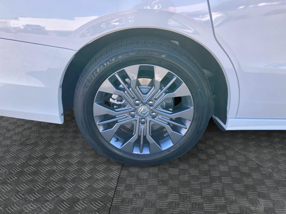 New 2027 Honda Odyssey Touring image 23