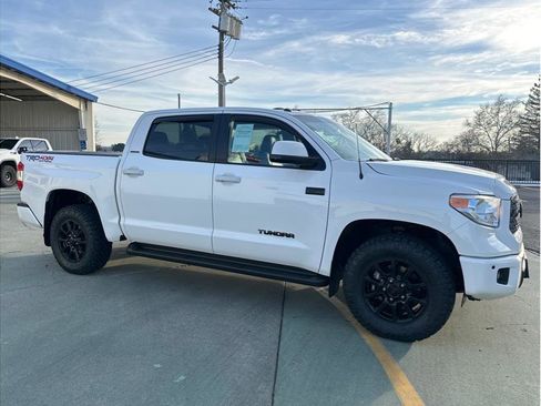Used 2016 Toyota Tundra Limited image 6
