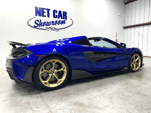 Used 2020 McLaren 600LT Spider RWD image 16