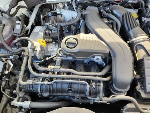New 2025 Volkswagen Taos SE AWD/4WD image 20