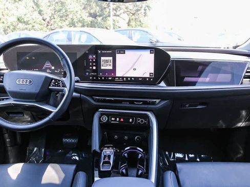 Used 2025 Audi Q5 Prestige AWD/4WD image 13