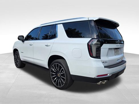 Used 2026 Chevrolet Tahoe High Country AWD/4WD image 15