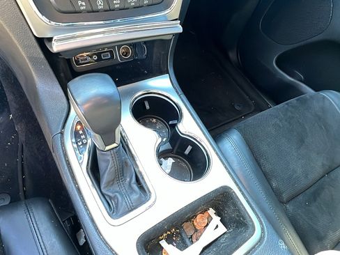 Used 2018 Jeep Grand Cherokee Altitude image 32