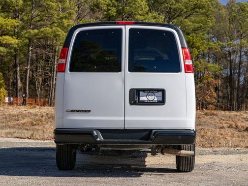 Used 2020 Chevrolet Express 3500 LS image 6