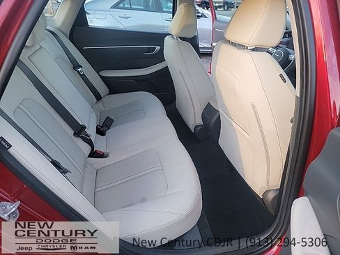 Used 2025 Hyundai Sonata SEL image 18