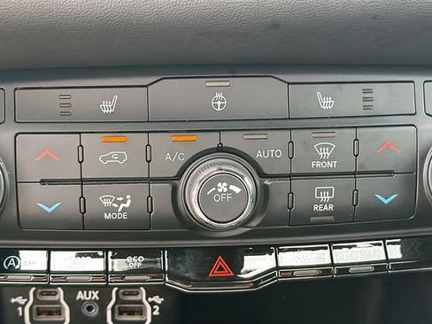 Used 2025 Dodge Durango GT AWD/4WD image 22