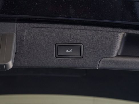 New 2026 Volkswagen Atlas Cross Sport SEL Premium R-Line image 27