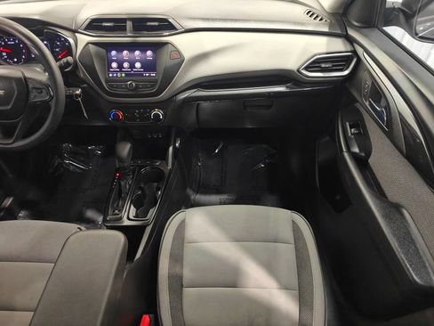 Used 2021 Chevrolet TrailBlazer LS FWD image 21