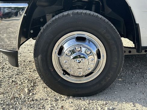 New 2026 RAM 3500 Tradesman AWD/4WD image 11