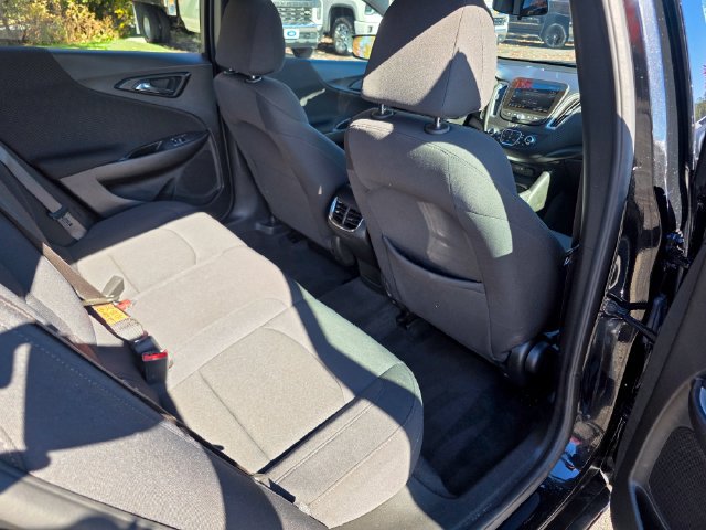 Used 2025 Chevrolet Malibu LT FWD image 14