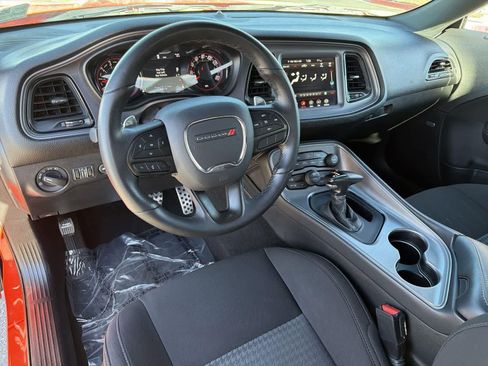 Used 2023 Dodge Challenger R/T w/ Blacktop Package image 10