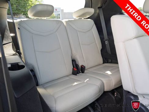 Used 2022 Cadillac XT6 Sport w/ Technology Package AWD/4WD image 11