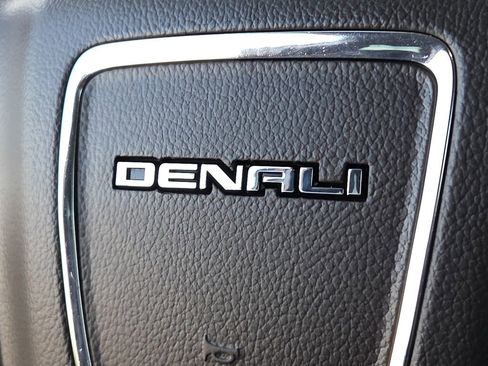 Used 2020 GMC Yukon Denali w/ Open Road Package image 29