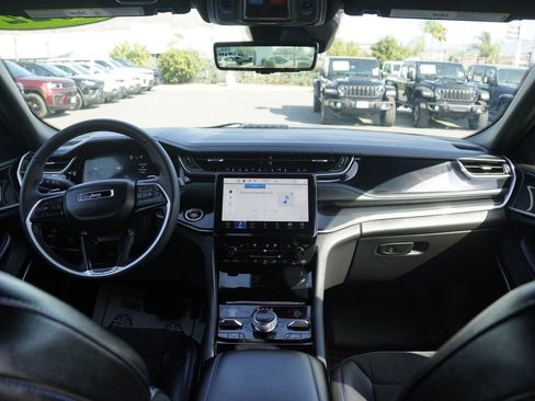 Used 2022 Jeep Grand Cherokee Trailhawk w/ Advanced Protech Group II AWD/4WD image 25
