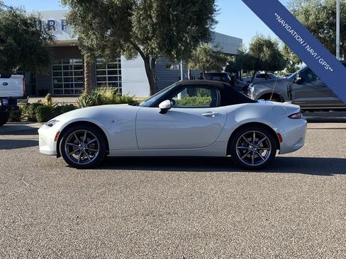 Used 2016 MAZDA MX-5 Miata Grand Touring RWD image 3