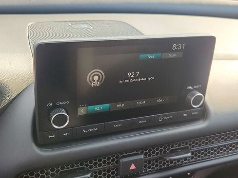 Certified 2025 Honda HR-V Sport image 15