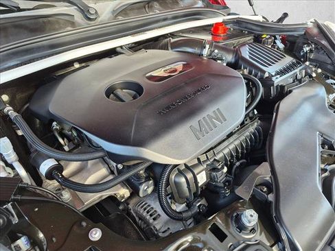 Used 2018 MINI Cooper 2-Door Hardtop FWD image 22