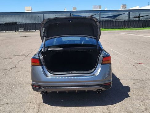 Used 2020 Nissan Altima 2.5 SV FWD image 11
