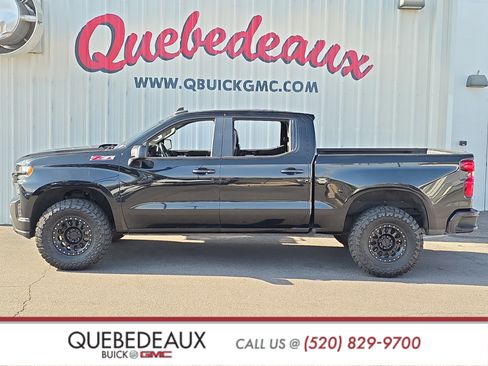 Used 2021 Chevrolet Silverado 1500 LT Trail Boss w/ Convenience Package II AWD/4WD image 4