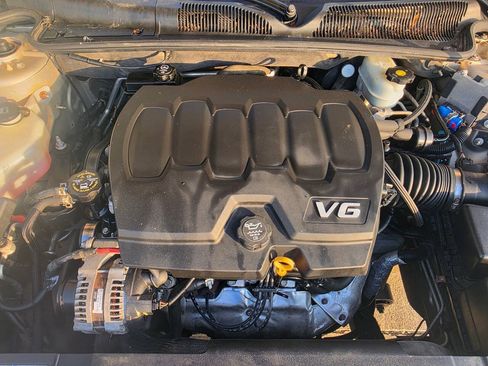 Used 2009 Buick Lucerne CXL w/ Driver Confidence Package FWD image 49