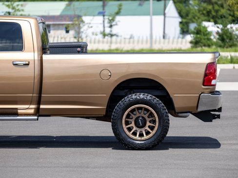 Used 2011 RAM 2500 SLT AWD/4WD image 17