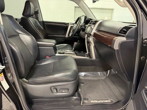 Used 2019 Toyota 4Runner Limited RWD image 15