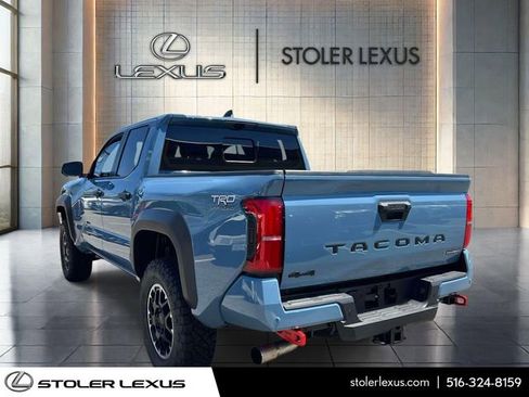 Used 2026 Toyota Tacoma TRD Off-Road w/ TRD Off Road Premium Package AWD/4WD image 5