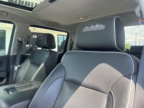Used 2019 Chevrolet Silverado 2500 High Country w/ Duramax Plus Package image 2