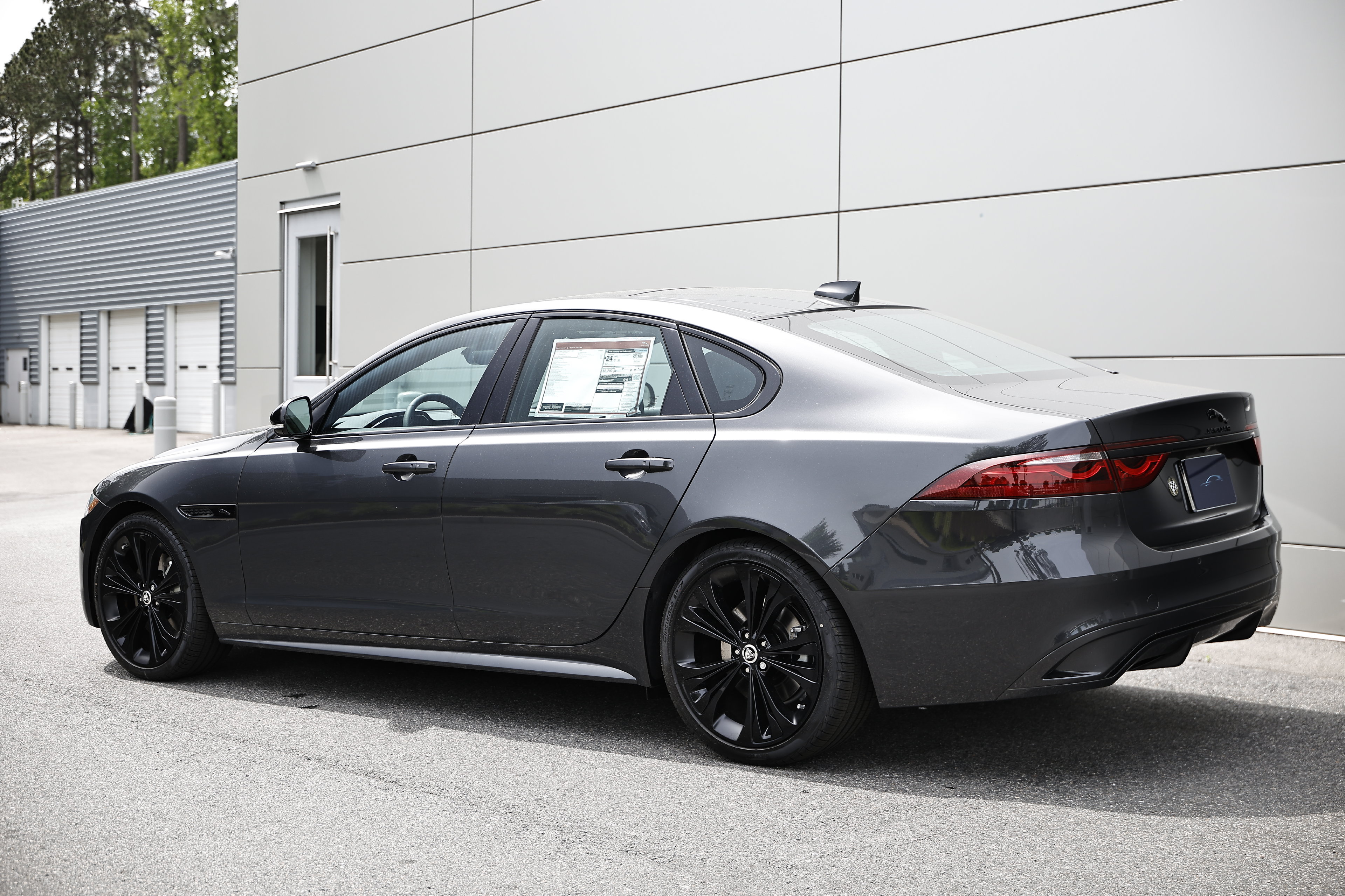 New 2024 Jaguar XF R-Dynamic SE AWD/4WD image 7