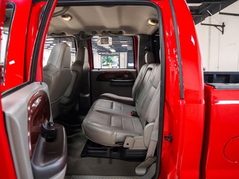 Used 2006 Ford F250 XL AWD/4WD image 32