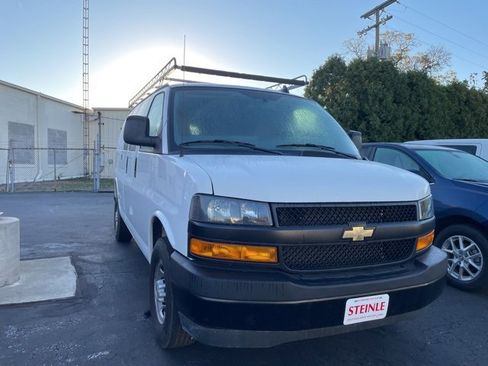 Used 2022 Chevrolet Express 2500 w/ Driver Convenience Package image 14