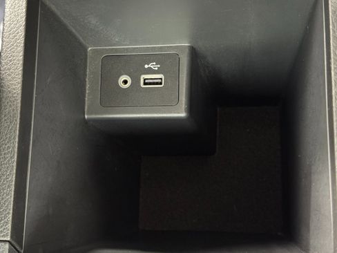 Used 2019 Nissan Sentra SV image 27