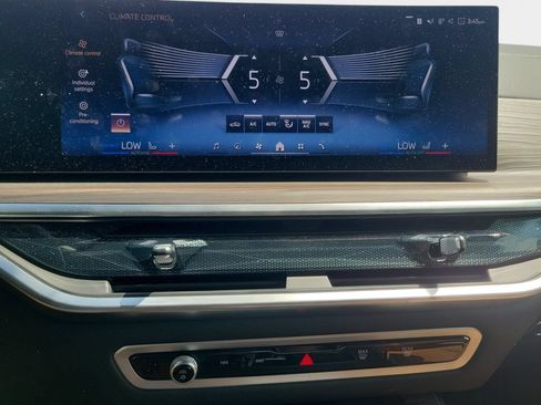 Used 2026 BMW X5 sDrive40i w/ Premium Package RWD image 15